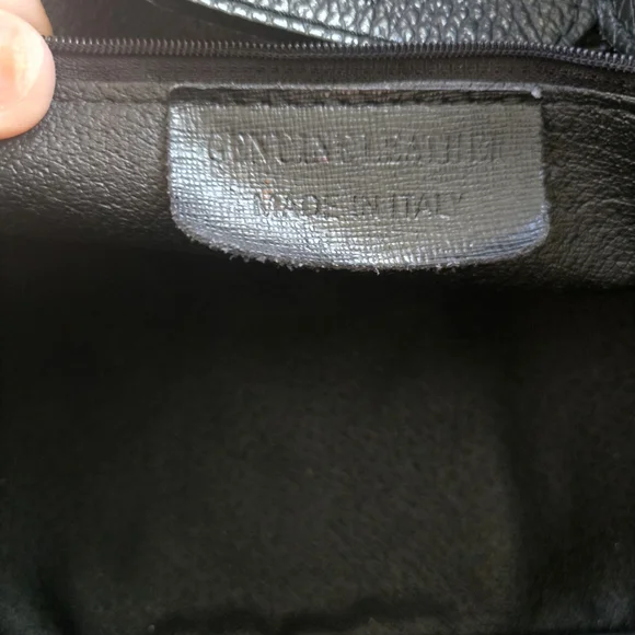 Chic Black Satchel with Patterned Scarf - Picture 3 of 4